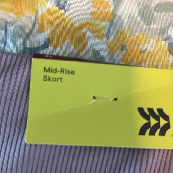 All in motion xl mid rise skort - Picture 6 of 8